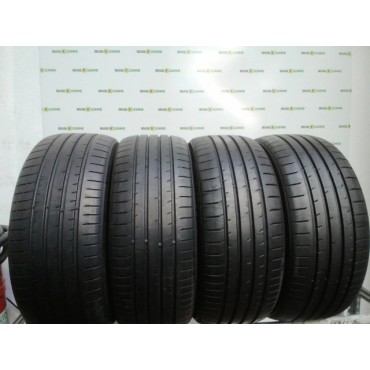TOYO 215/45/18 - 89 W 19