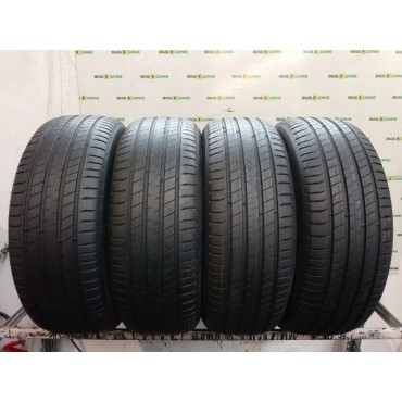 MICHELIN 235/60/17 - 102 V...