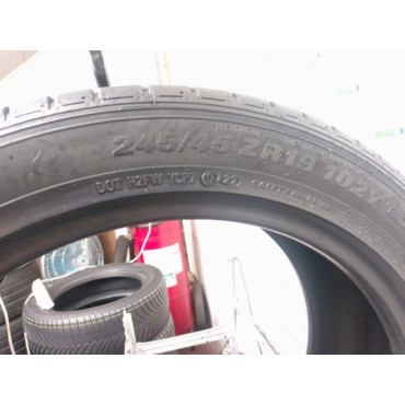 KUMHO 245/45/19 - 102 Y 22